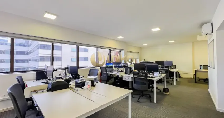 Sala comercial com 1 sala à venda na Rua Comendador Araújo, 510, Centro, Curitiba