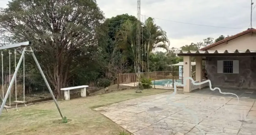 ÓTIMA CHÁCARA 1.600MTS EM CAÇAPAVA A 4 KM DO ASFALTO!