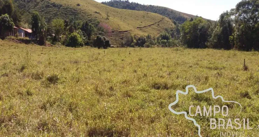 Ótima Fazenda de 202 alqueires no Vale do Paraíba!