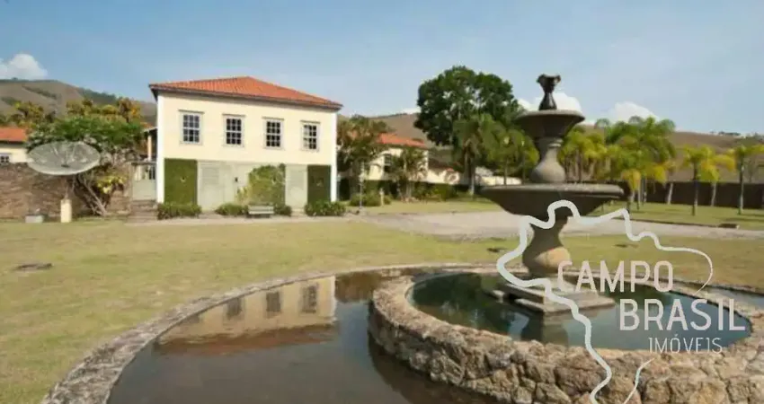 FAZENDA HISTÓRICA COM RIQUEZA HIDRÍCA E ESTRUTURA INCOMPARÁVEL PARA PECUÁRIA NO VALE DO PARAÍBA!