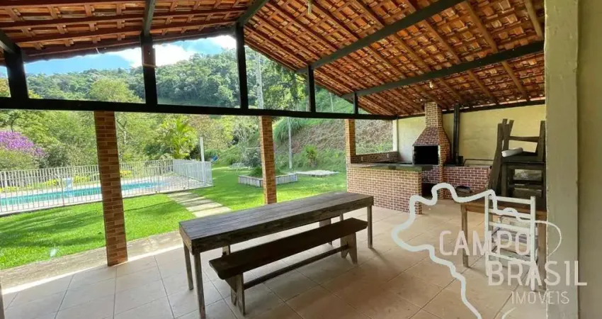 SÍTIO 3 KM DO ASFALTO  COM CASA E MINA ! PROPRIEDADE ESCRITURADA.