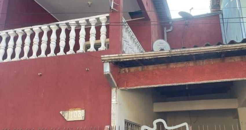 CASA ASSOBRADADA 120M² NA VILA CÂNDIDA - SÃO JOSÉ DOS CAMPOS !