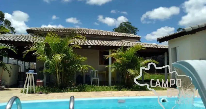 LINDA CHÁCARA COM ÓTIMA TOPOGRAFIA, 1.200M², PORTEIRA FECHADA, EM CAÇAPAVA!