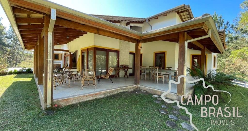 Chácara de 30 mil metros quadrados em Natividade da Serra! Com linda casa de campo.