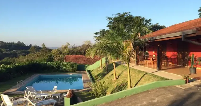 CO00368 - Casa de Alto Padrão em Condomínio no Saboó São Roque - SP