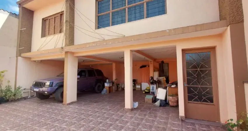 CA00331 - CASA INCRÍVEL COM PISCINA E 03 DORMITÓRIOS, EM SÃO ROQUE - SP
