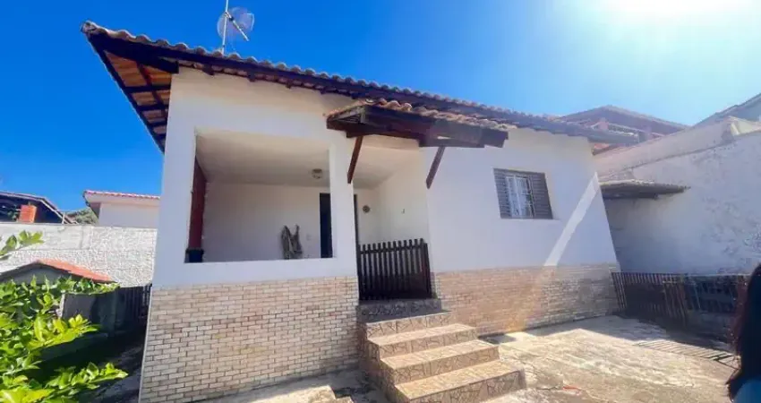 CA00333 - CASA TÉRREA DE 328,16M² NO CENTRO, EM SÃO ROQUE - SP