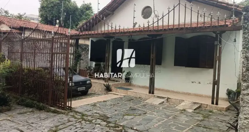 Casa com 3 quartos à venda na Santa Mônica, Belo Horizonte 
