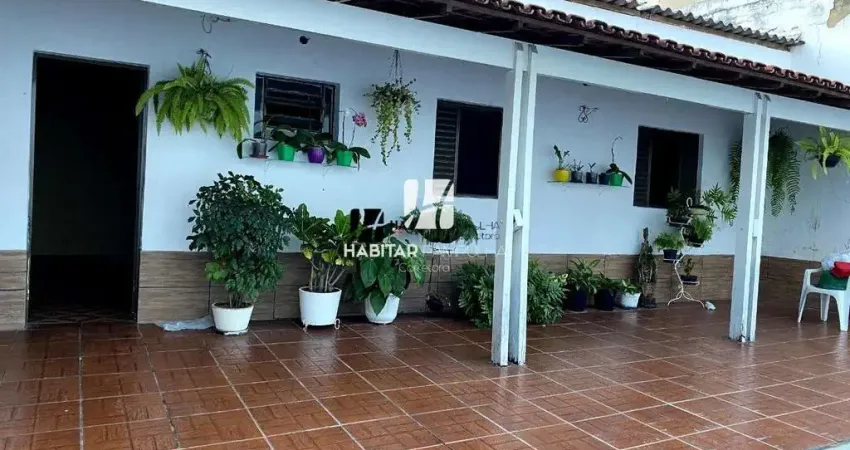 Casa com 3 quartos à venda na Santa Amélia, Belo Horizonte 