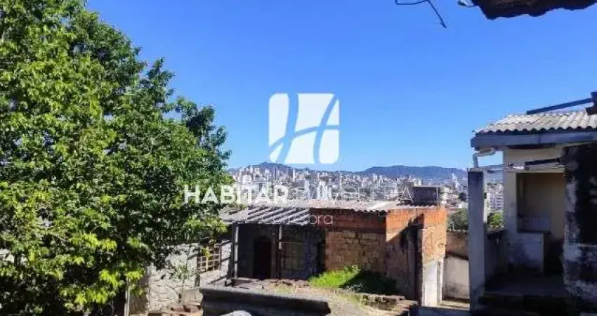 Casa com 5 quartos à venda na Santa Cruz, Belo Horizonte 