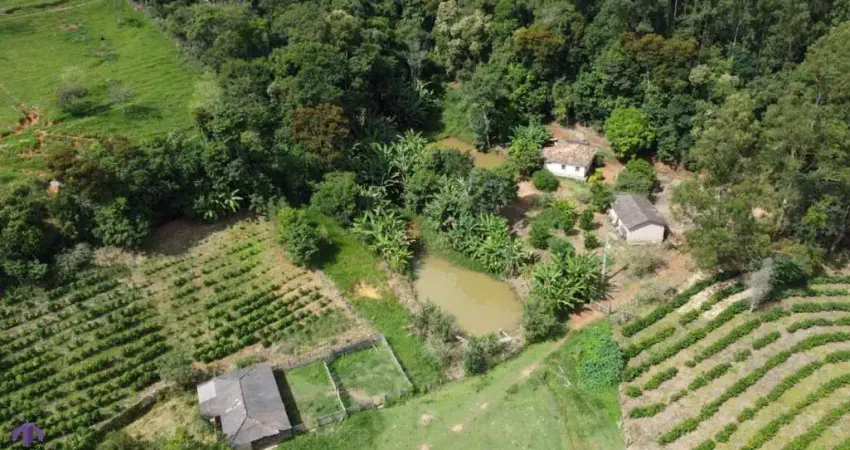 Fazenda à venda na Zona Rural, Caputira 