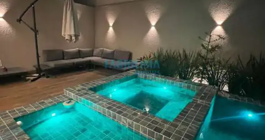 Casa alto padrão, 4/4 na Av. Priscila Dutra, Vilas do Atlântico, Lauro de Freitas