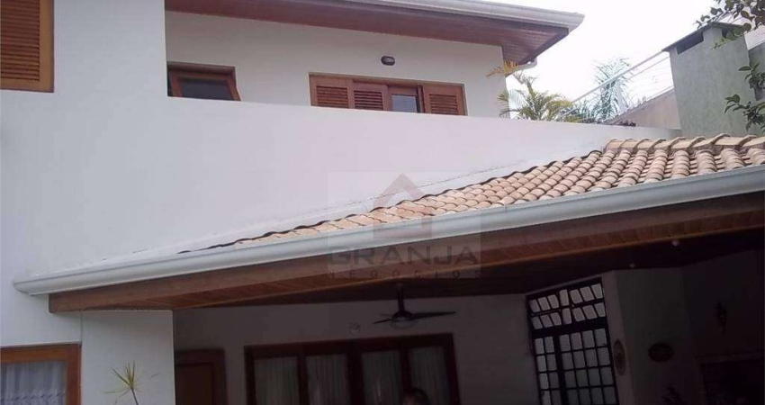 Casa com 4 dormitórios à venda, 400 m² por R$ 1.380.000,00 - Granja Viana - Cotia/SP