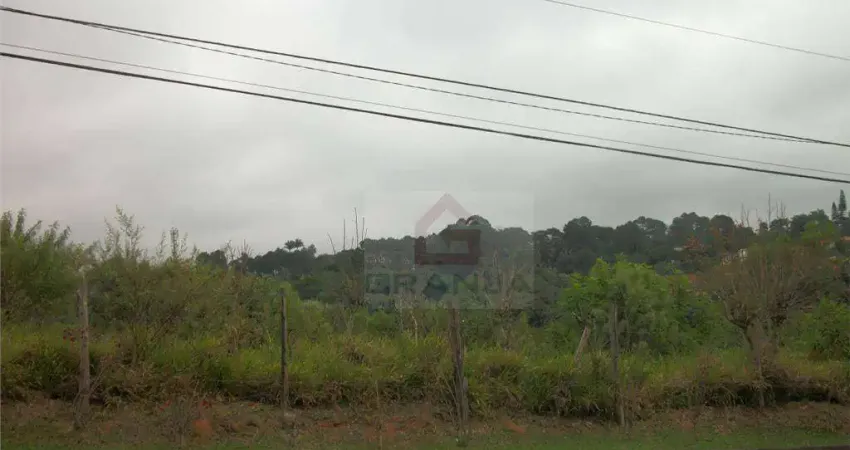 Terreno à venda, 3600 m² por R$ 3.160.000,00 - Granja Viana - Carapicuíba/SP