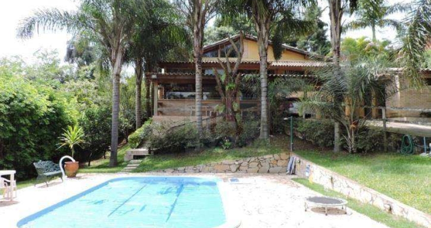 Casa com 5 dormitórios à venda, 530 m² por R$ 1.690.000,00 - Granja Viana - Carapicuíba/SP