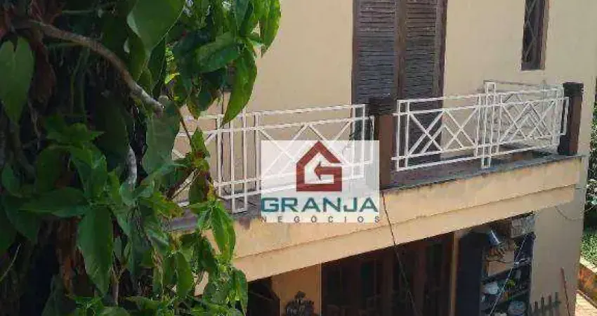 Casa com 4 dormitórios à venda, 210 m² por R$ 1.600.000,00 - Granja Viana - Cotia/SP