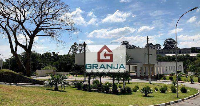 Linda Casa com 2 Suítes para alugar por R$ 3.400/Pacote - Residencial Viva Vida - Cotia/SP