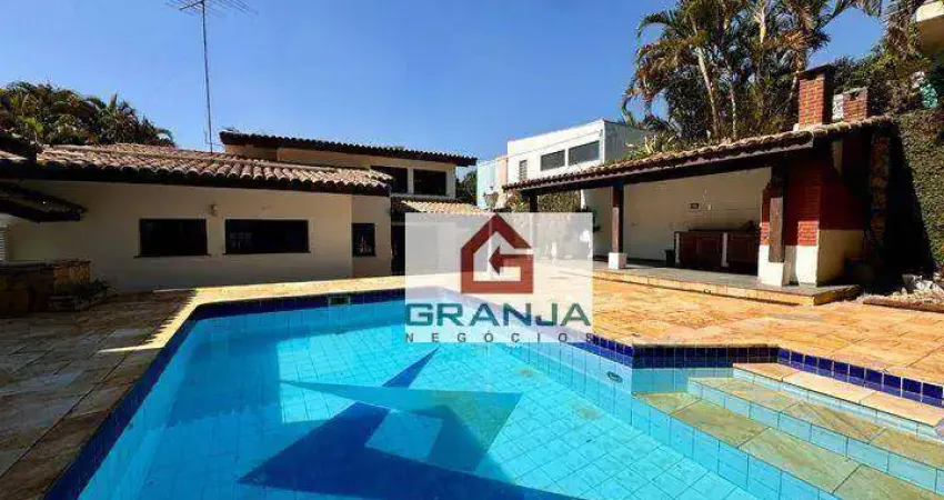 Vende ou Aluga - Belíssima Casa com 3 quartos/02 suites c/ closet, 03 salas amplas para Comercios ou Residência