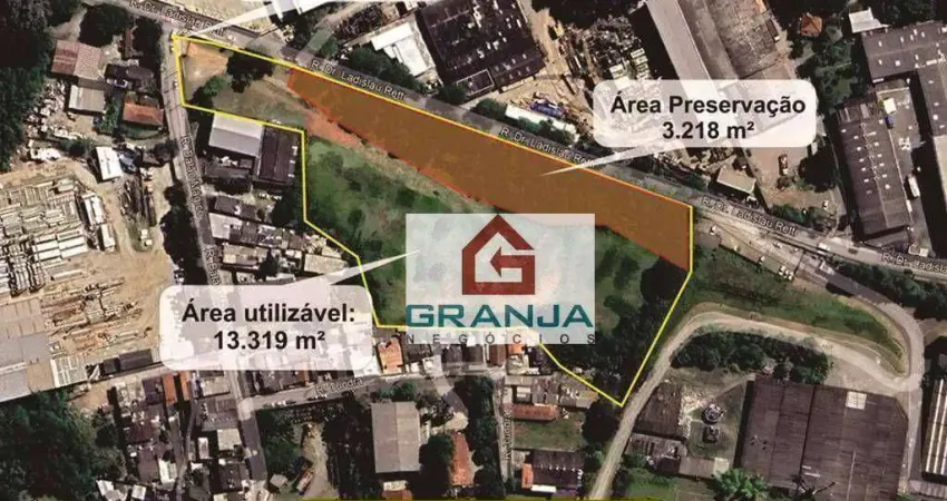 Excelente Oportunidade de Área (ZUM) com 16.537m2 à venda por R$ 14.890.000 - Parque Alexandre - Cotia/SP