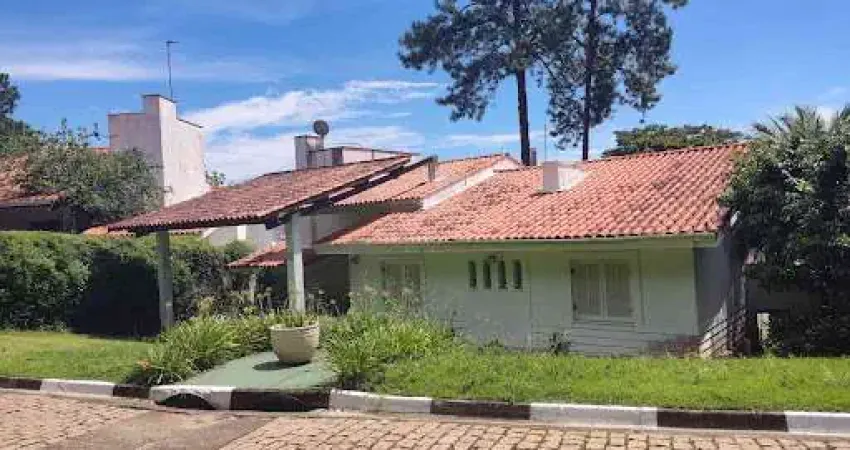 Casa com 3 dormitórios à venda, 237 m² por R$ 1.300.000,00 - Granja Viana - Carapicuíba/SP