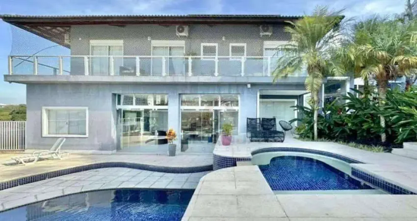 Casa com 4 dormitórios à venda, 660 m² por R$ 3.200.000,00 - Granja Viana - Carapicuíba/SP