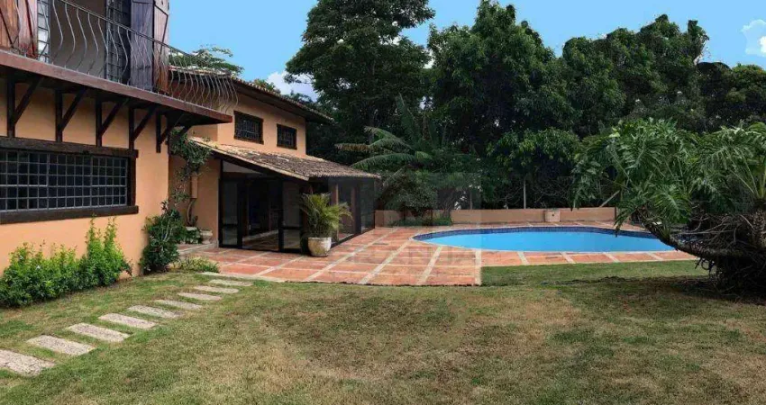 Casa com 3 dormitórios, 395 m² - venda por R$ 1.700.000,00 ou aluguel por R$ 11.400,00/mês - Granja Viana - Carapicuíba/SP