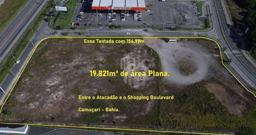CAMAÇARI - ÁREA COM 19.821m² na melhor localização da Cidade. Ideal para os seus projetos. Entrem em contato conosco e agendem uma visita.