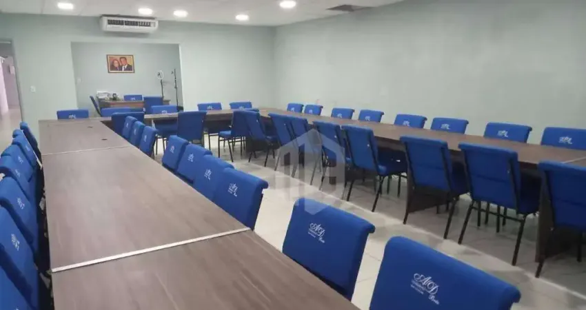 Prédio galpão na avenida cruz cabugá enfrente super mercado mix mateus. localização privilegiada.