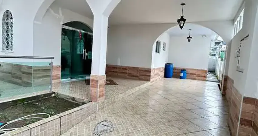 Casa com 4 quartos à venda na Rua Comendador Vicente Cruz, 103, São Raimundo, Manaus