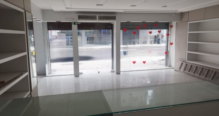 Sala comercial com 1 sala para alugar na Rua Emiliano Perneta, 30, Centro, Curitiba