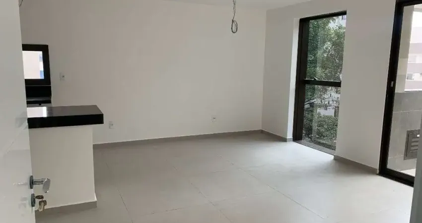 Imperdível oportunidade de adquirir um apartamento de 2 quartos e 2 suítes no cruzeiro, belo horizonte-mg! 73,48 m2 e garagem.