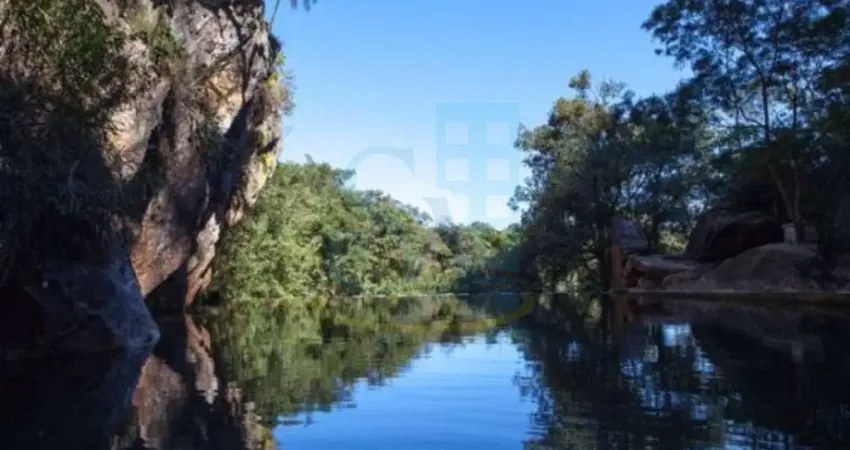 Terreno à venda em Brumadinho-MG: lote no Condomínio Aldeia da Cachoeira das Pedras, pronto para construir!