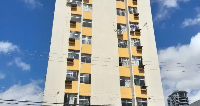 Excelente Apartamento no Bairro da Campina para Locação