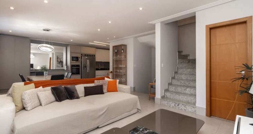 Casa tipo para venda com 3 quartos, sendo 3 suítes, 183m²