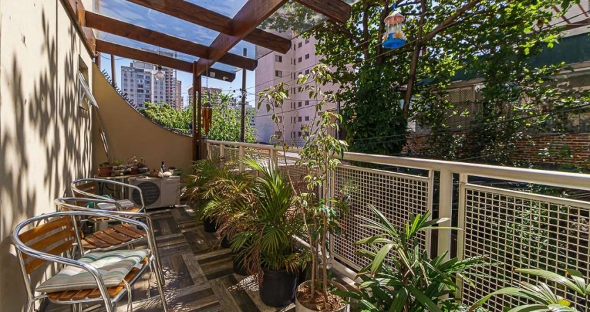 Casa de vila para venda em Perdizes com 4 quartos, sendo 4 suítes, 270m²