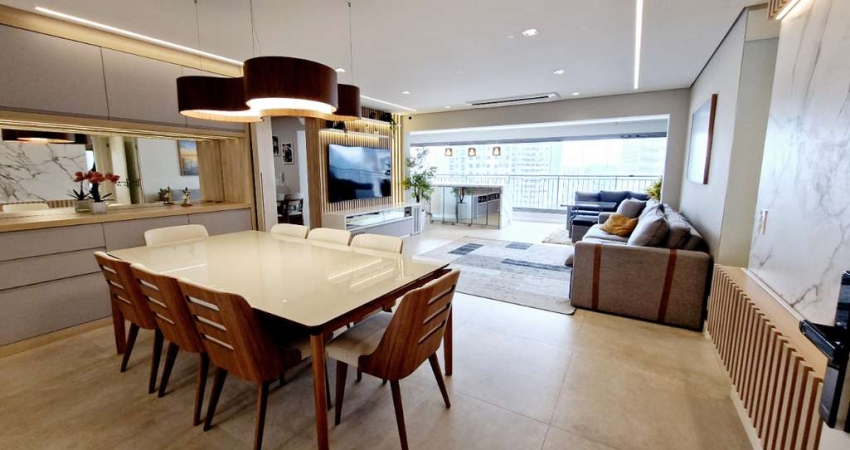 Apartamento tipo para venda com 3 quartos, sendo 3 suítes, 154m²