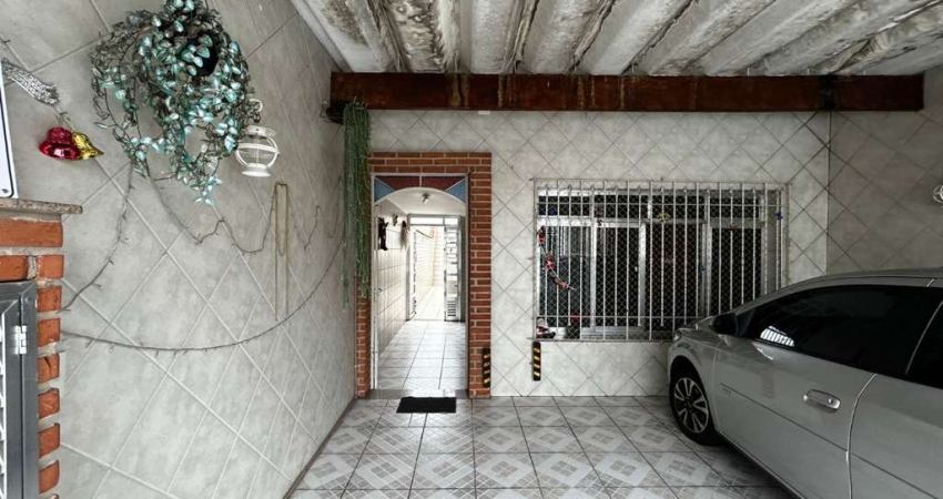 Sobrado para venda com 4 quartos, sendo 1 suíte, 120m²