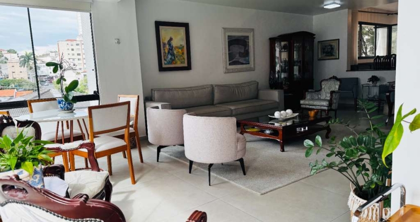 Apartamento tipo para venda com 4 quartos, sendo 3 suítes, 207m²