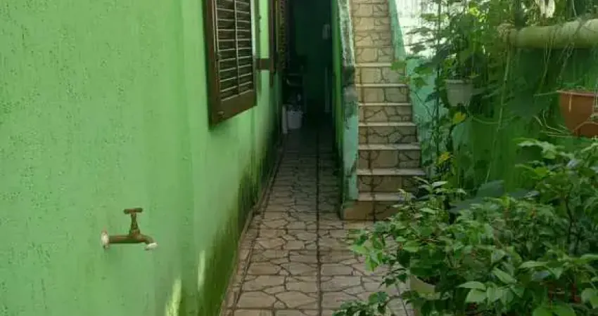 Casa no condomínio Condominio Leonora II para venda em Jardim São João (Jaraguá) com 2 quartos, sendo 1 suíte, 110m²
