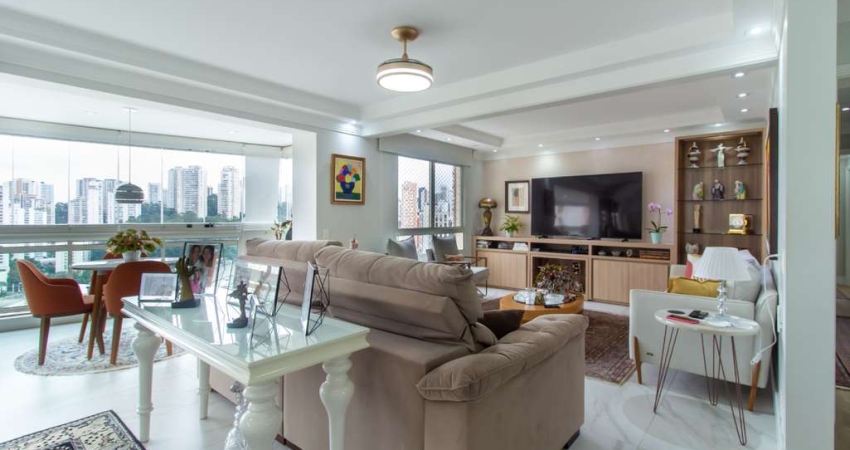 Apartamento tipo para venda com 4 quartos, sendo 3 suítes, 261m²
