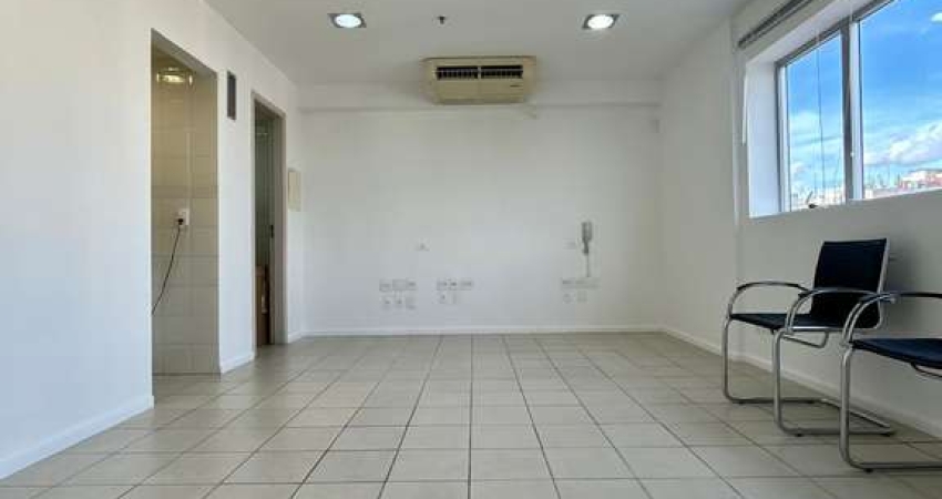 Sala comercial para alugar na Avenida Rouxinol, 1041, Moema, São Paulo