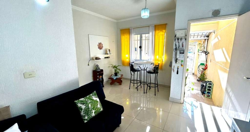 Casa tipo para venda com 2 quartos, sendo 2 suítes, 84m²