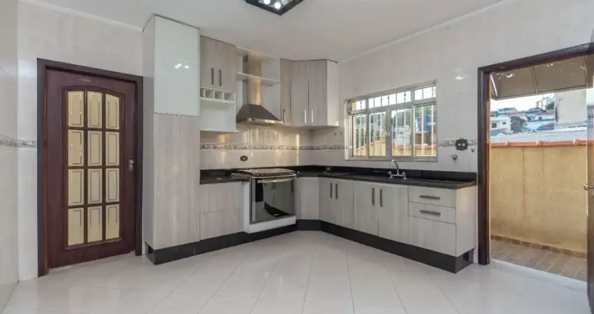 Casa tipo para venda em Parque São Domingos com 3 quartos, sendo 1 suíte, 167m²