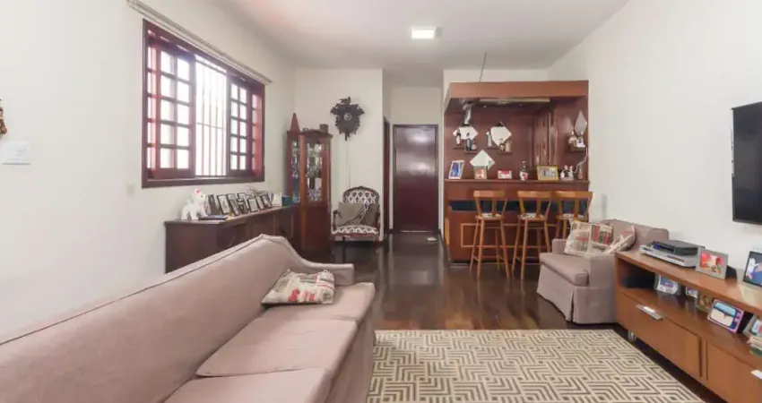 Casa tipo para venda e locação em lapa com 4 quartos, sendo 1 suíte, 179m²