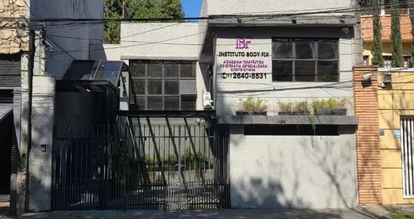 Casa comercial à venda na Rua Domingos Lopes, 510, Campo Belo, São Paulo