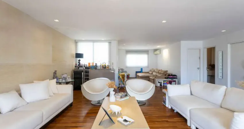 Apartamento para venda em Itaim Bibi com 3 quartos, sendo 3 suítes , 270m²