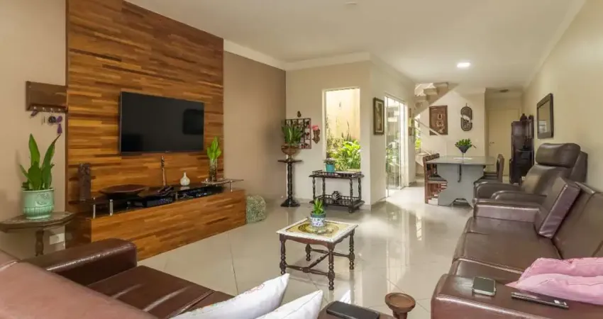 Sobrado para venda em Vila Carrão com 3 quartos, sendo 3 suítes , 289m²