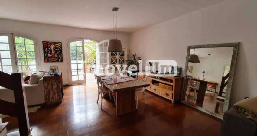 Casa com 4 quartos à venda na Rua Ministro Américo Marco Antônio, Sumarezinho, São Paulo