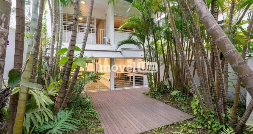 Casa com 3 quartos à venda na Rua Desembargador Joaquim Celidônio, Jardim Paulistano, São Paulo