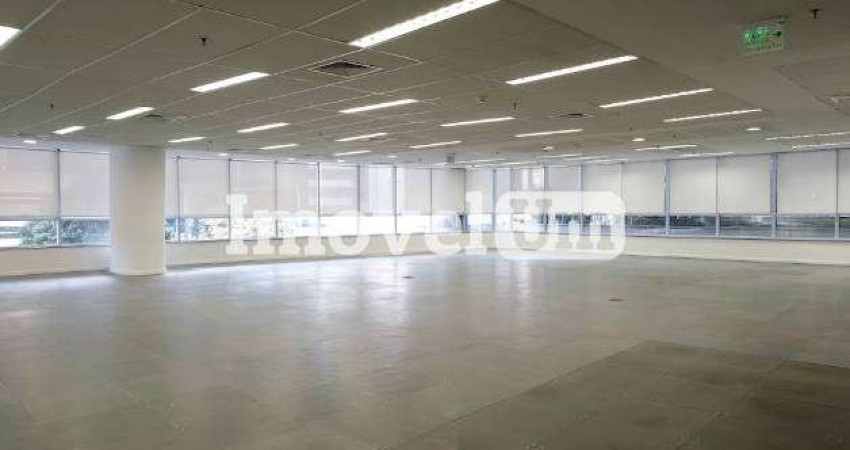 Conjunto Comercial  para investimento com exatamente 499m²